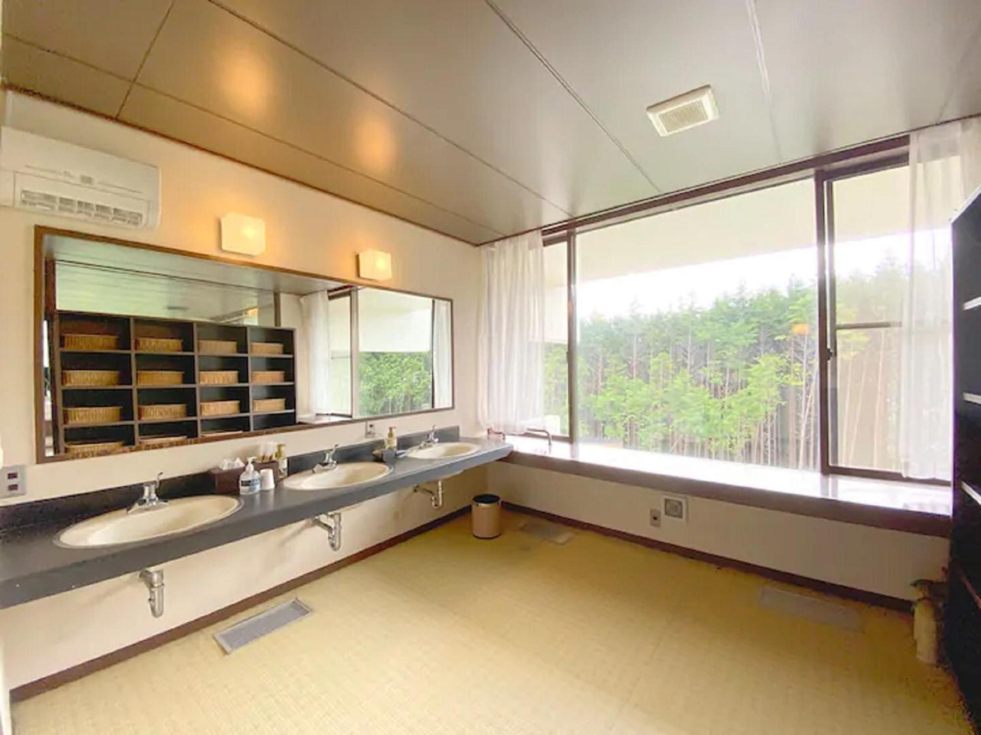 Fuji Yamanakako Resort Hotel - Vacation Stay 03064V Екстериор снимка